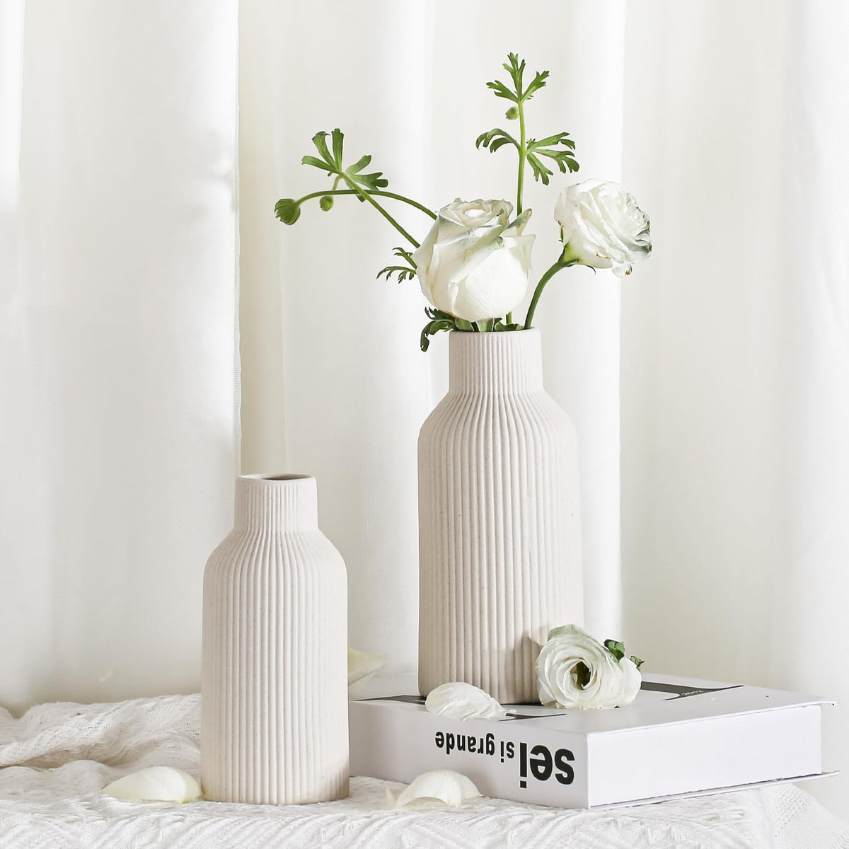 20cm Ceramic Vase Beige Matte Round Modern Design, Boho Style for Aesthetic Decoration, Keeping Flower for Living Room, Bedroom Decoration, Simple Nordic Style (Beige)